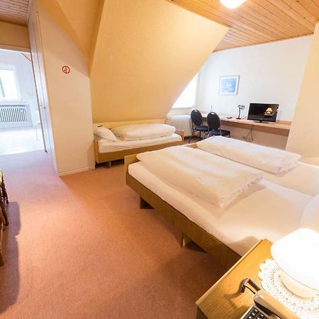 Hotel Thielmann Mittenaar Esterno foto